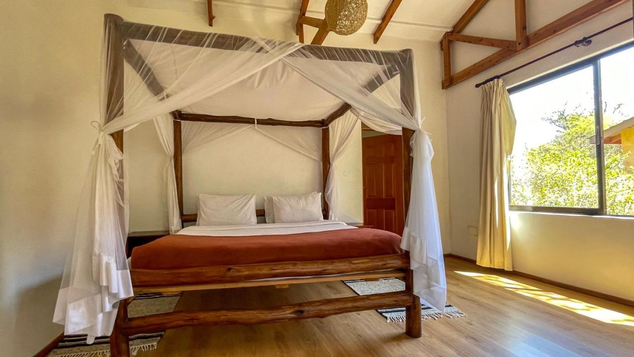 Villa The Senna House à Nakuru Extérieur photo